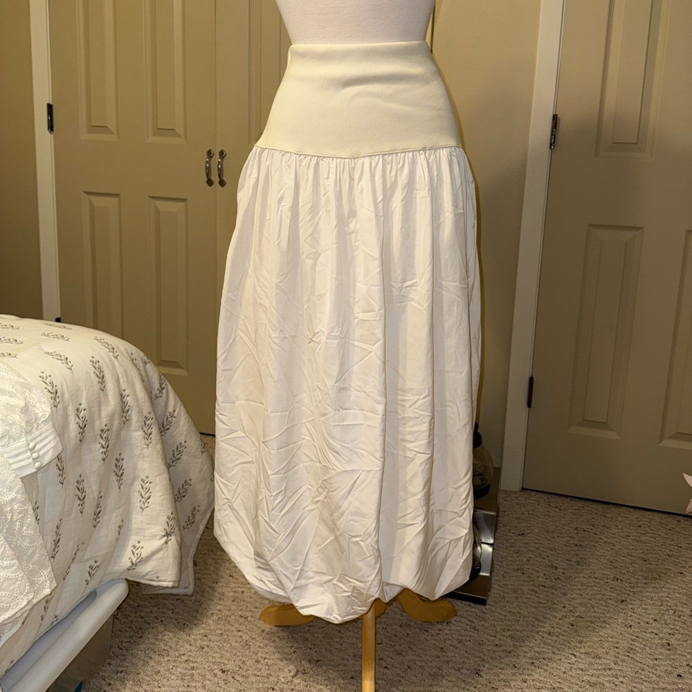 Chic Cream Bubble Maxi Skirt